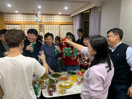 Equipe Fushi realiza reuni&atilde;o de fim de ano &agrave; beira-mar em Huizhou para fortalecer a unidade e seguir em frente